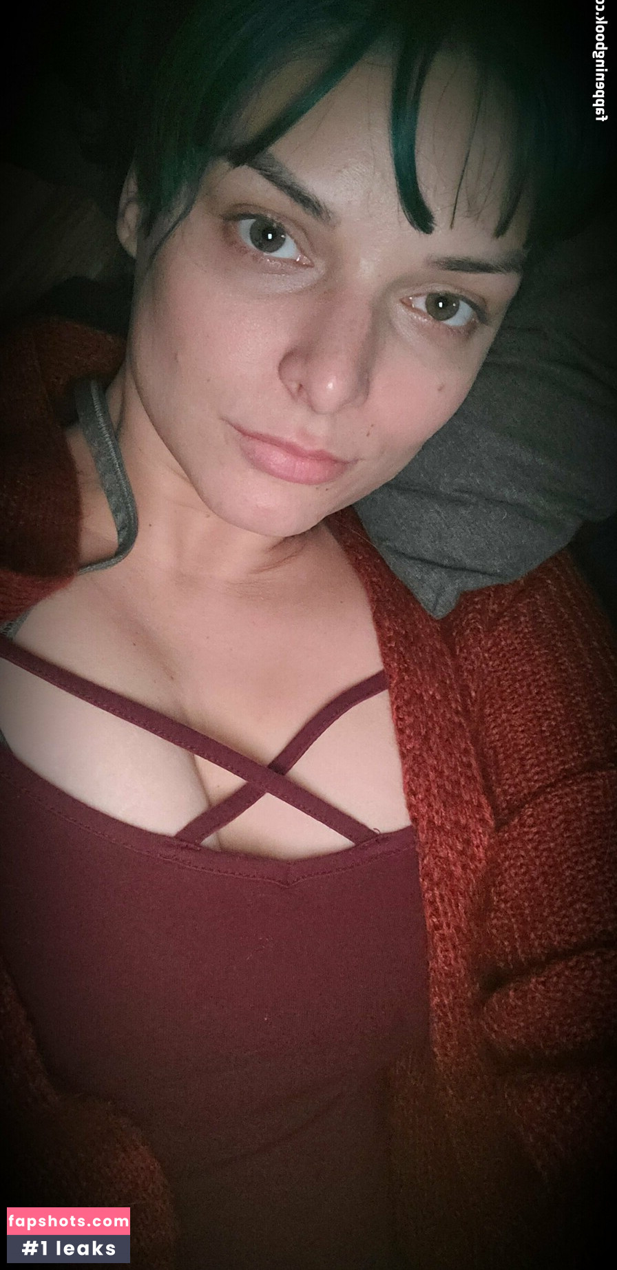 aria.wanders.free gallery photo #6