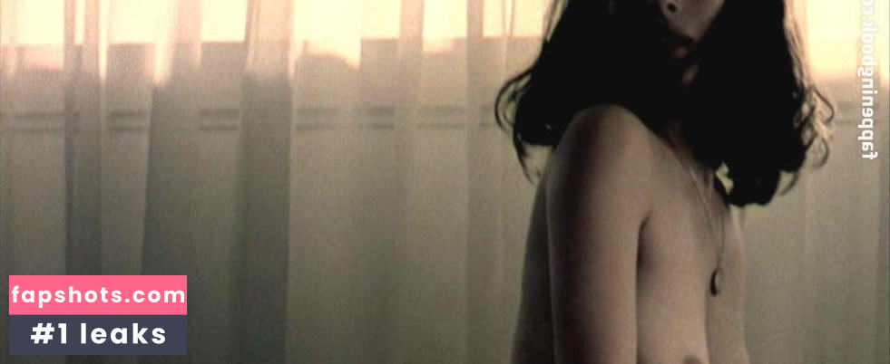 Ariadna Gil gallery photo #25