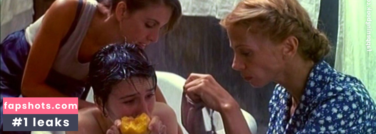 Ariadna Gil gallery photo #8