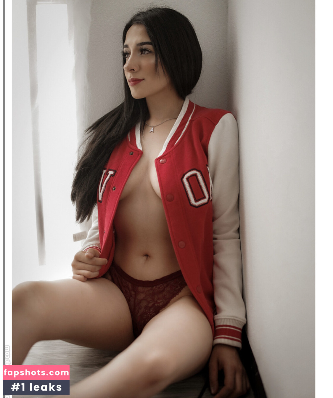 Ariadna Lorenzana gallery photo #14