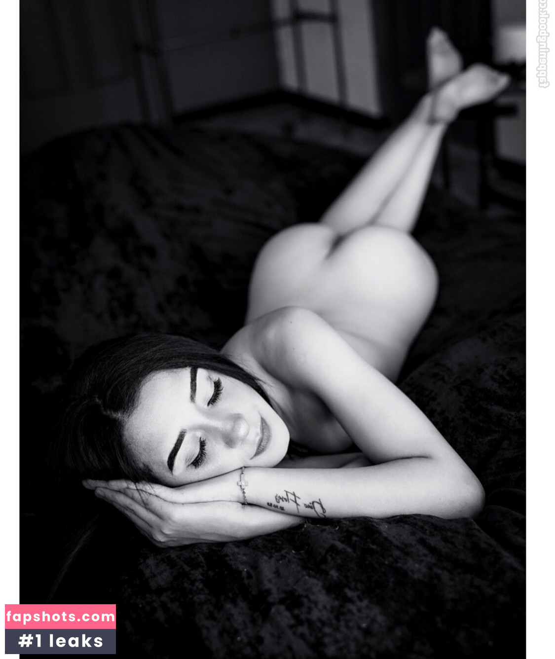 Ariadna Lorenzana gallery photo #29