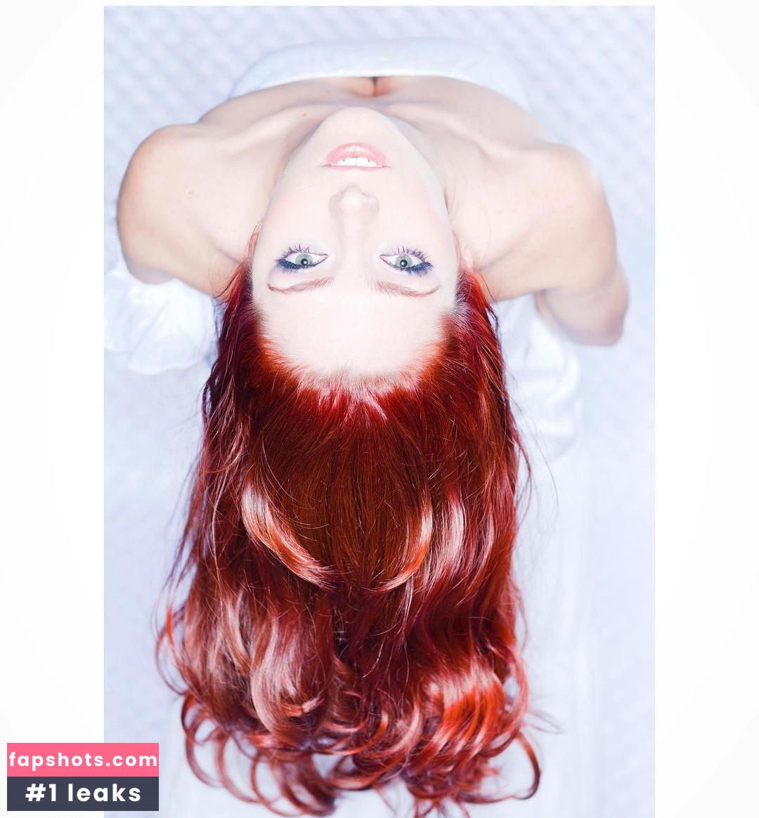 Ariadne Diaz gallery photo #8