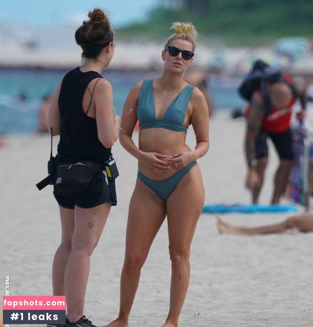 Ariana Madix nude babe gallery