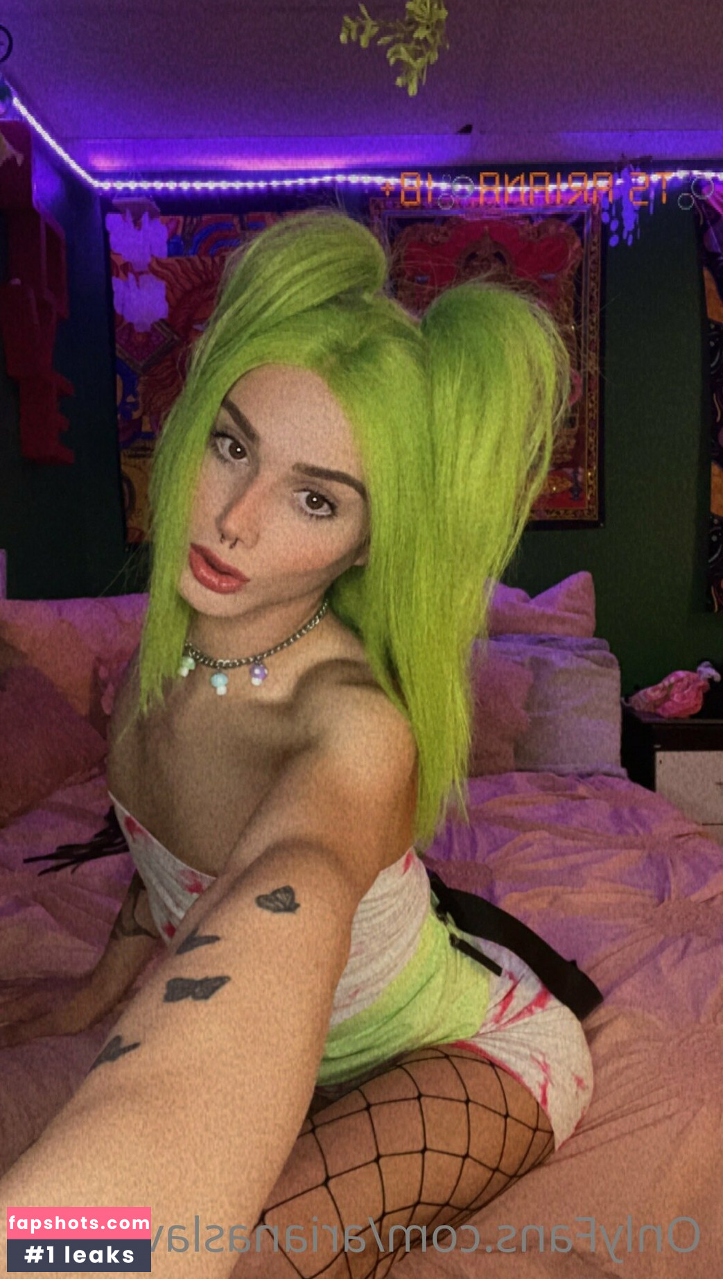 Ariana Slavens gallery photo #18