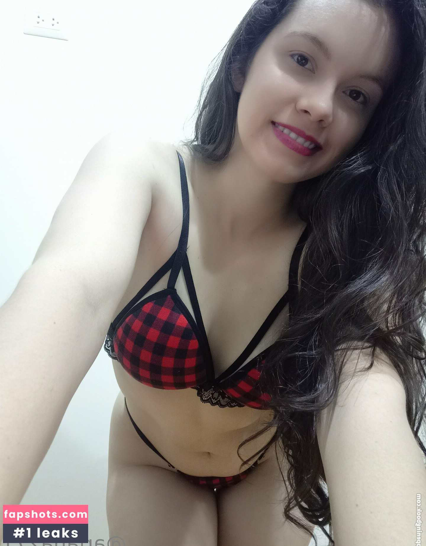 ariana271 gallery photo #22