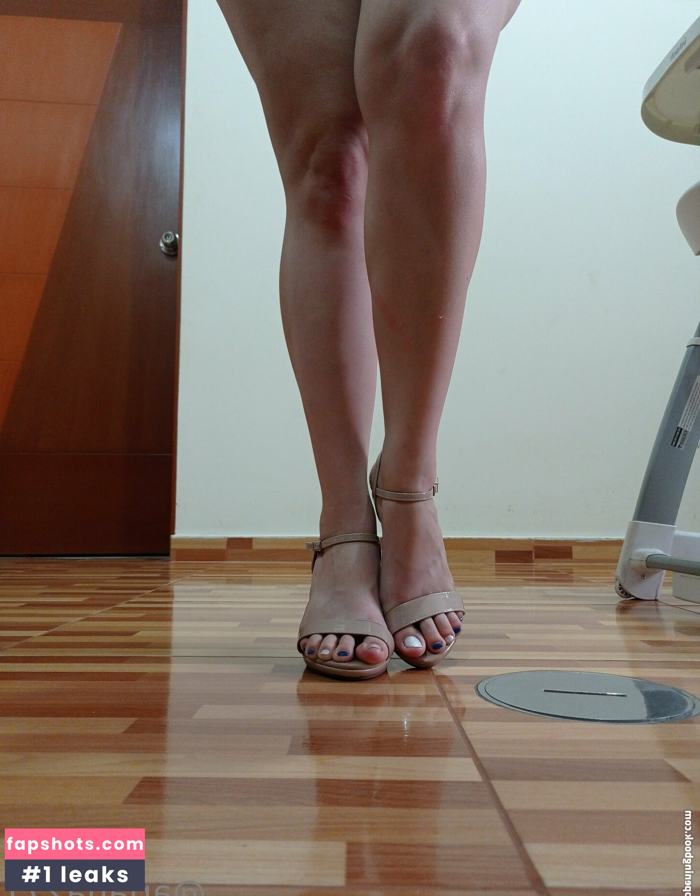 ariana271 gallery photo #31