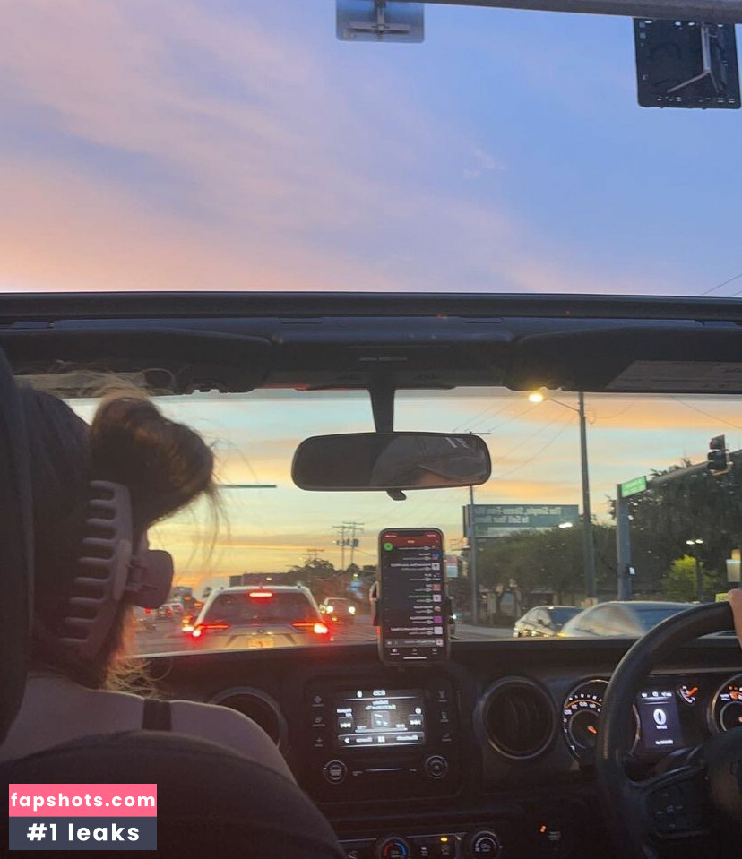 arianaawhite gallery photo #15