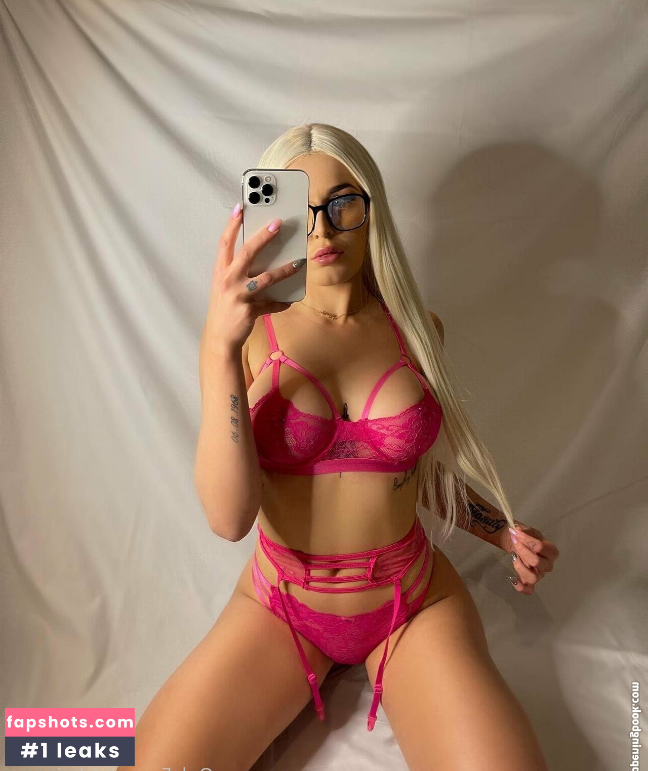 arianaus Nude Leaks OnlyFans Photos #130 - Fapshots