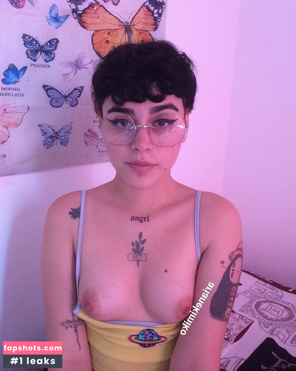 Ariane Kimiko nude babe gallery