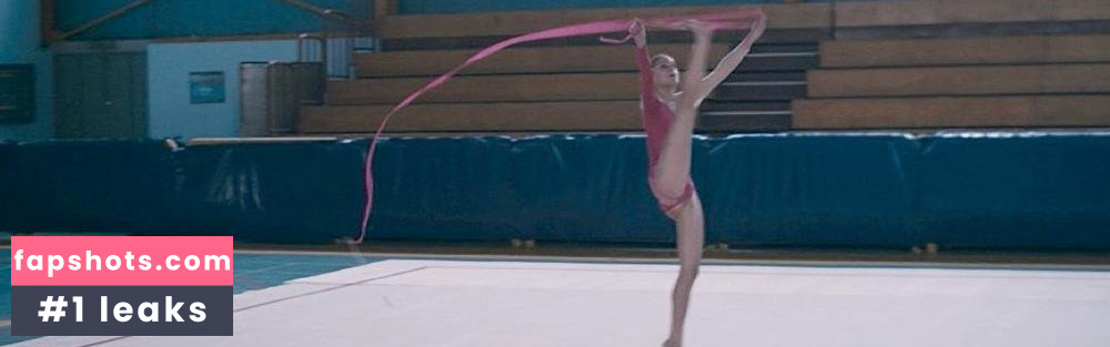 Ariane Labed Nahé úniky fotek pouze od fanoušků #22 - Fapshots