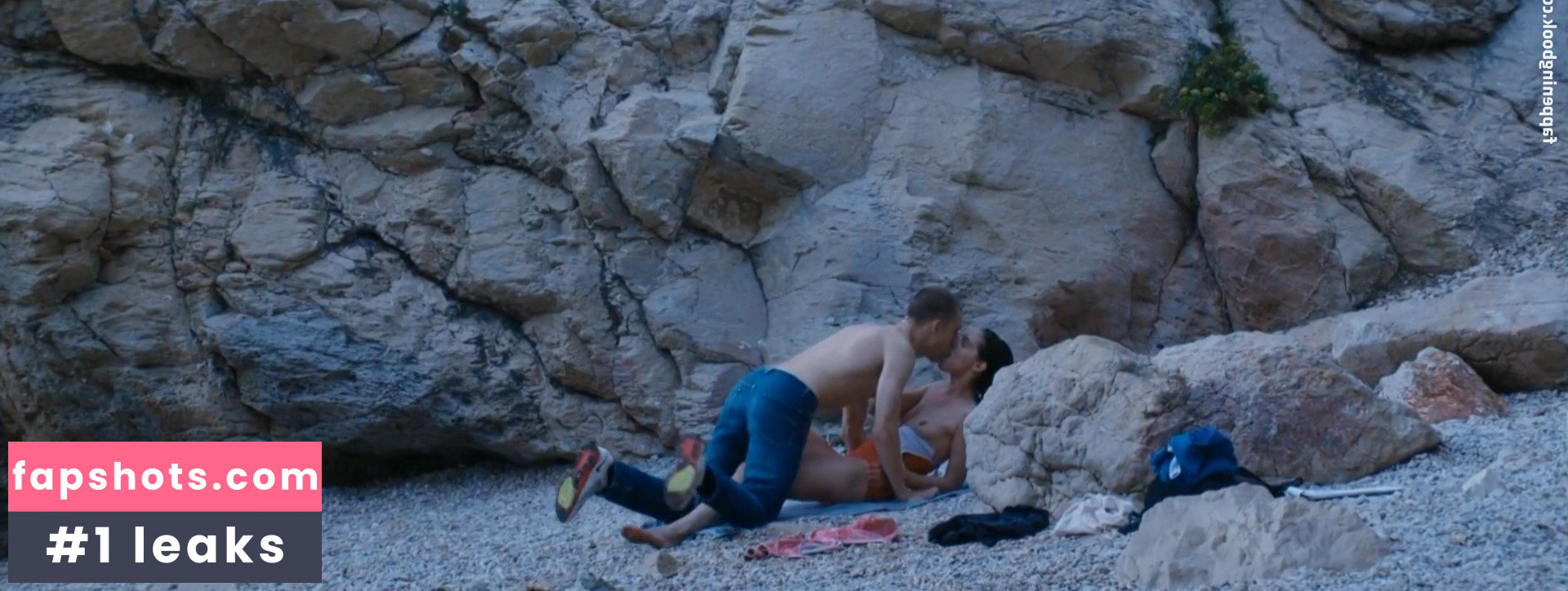 Ariane Labed Nahé úniky fotek pouze od fanoušků #4 - Fapshots