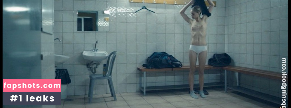 Ariane Labed Nahé úniky fotek pouze od fanoušků #35 - Fapshots