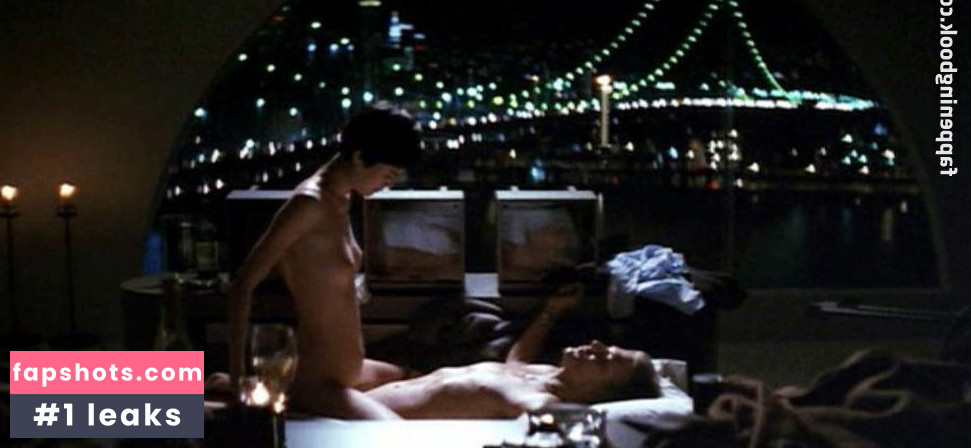 Ariane gallery photo #4