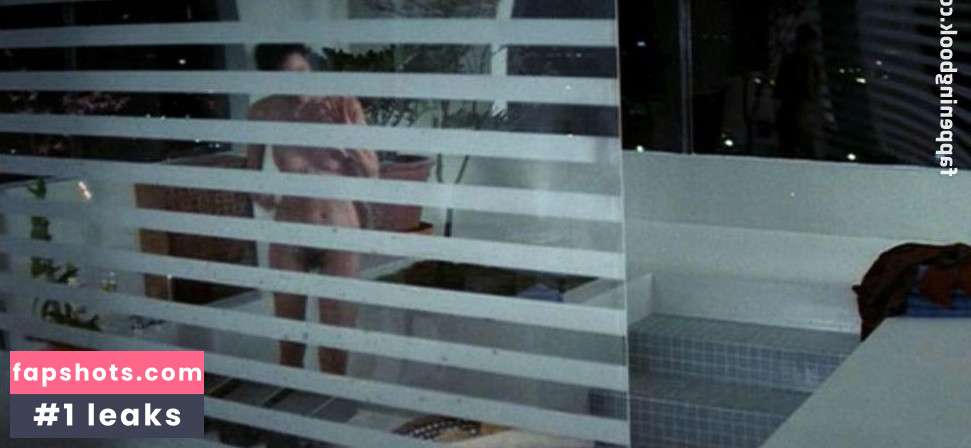 Ariane gallery photo #5