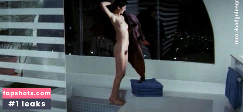 Ariane gallery photo #10