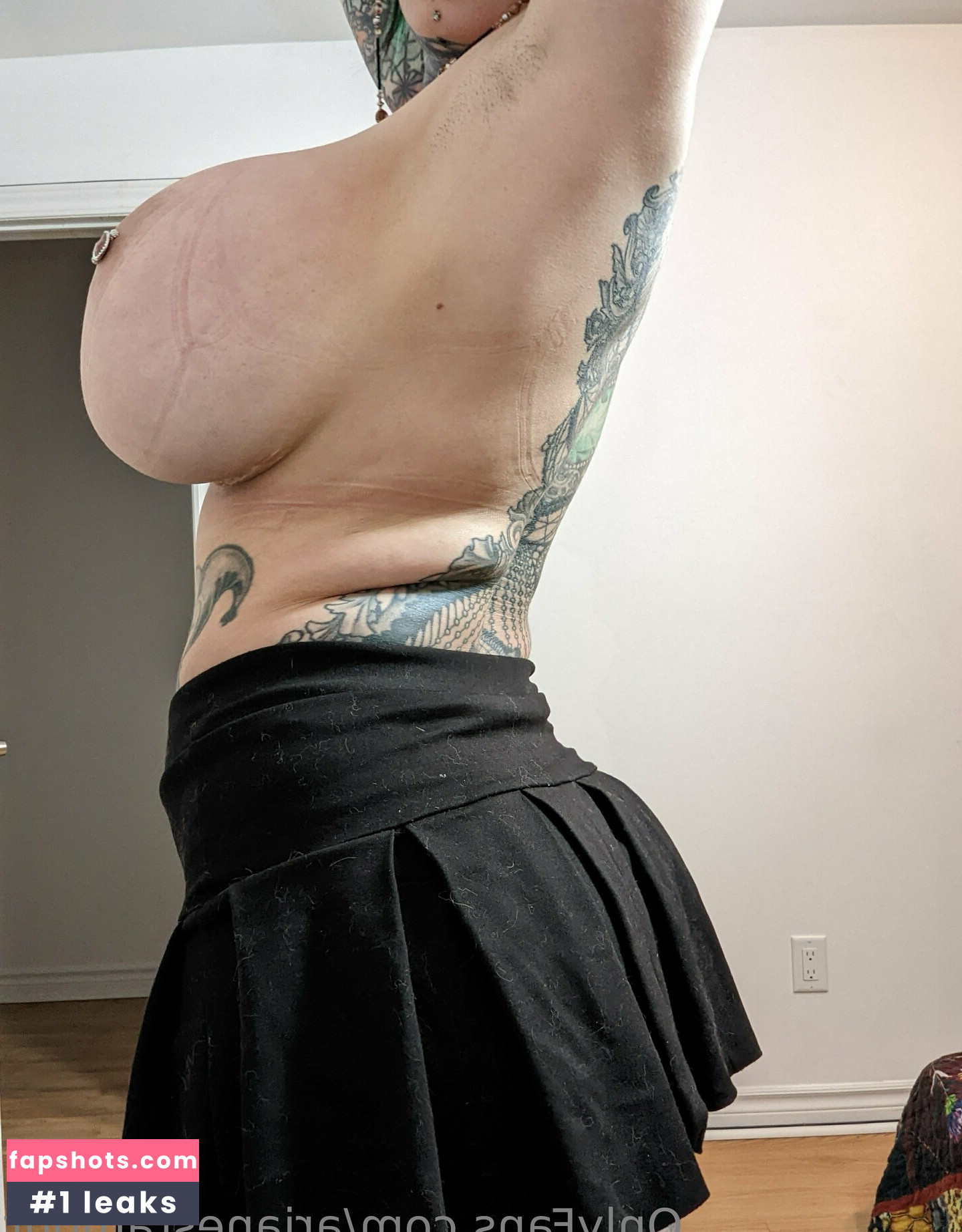 Ariane Saint Amour gallery photo #124