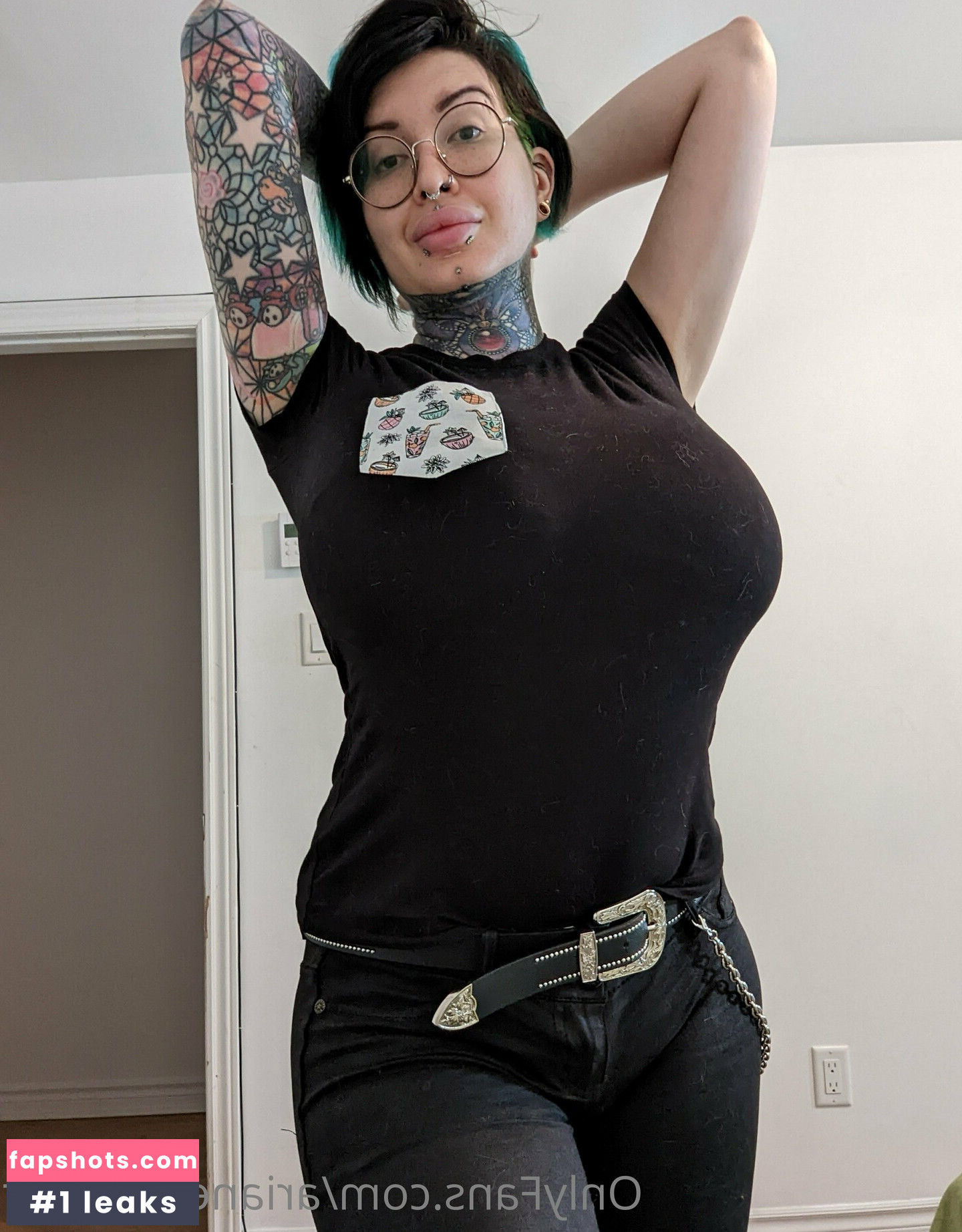 Ariane Saint Amour gallery photo #173