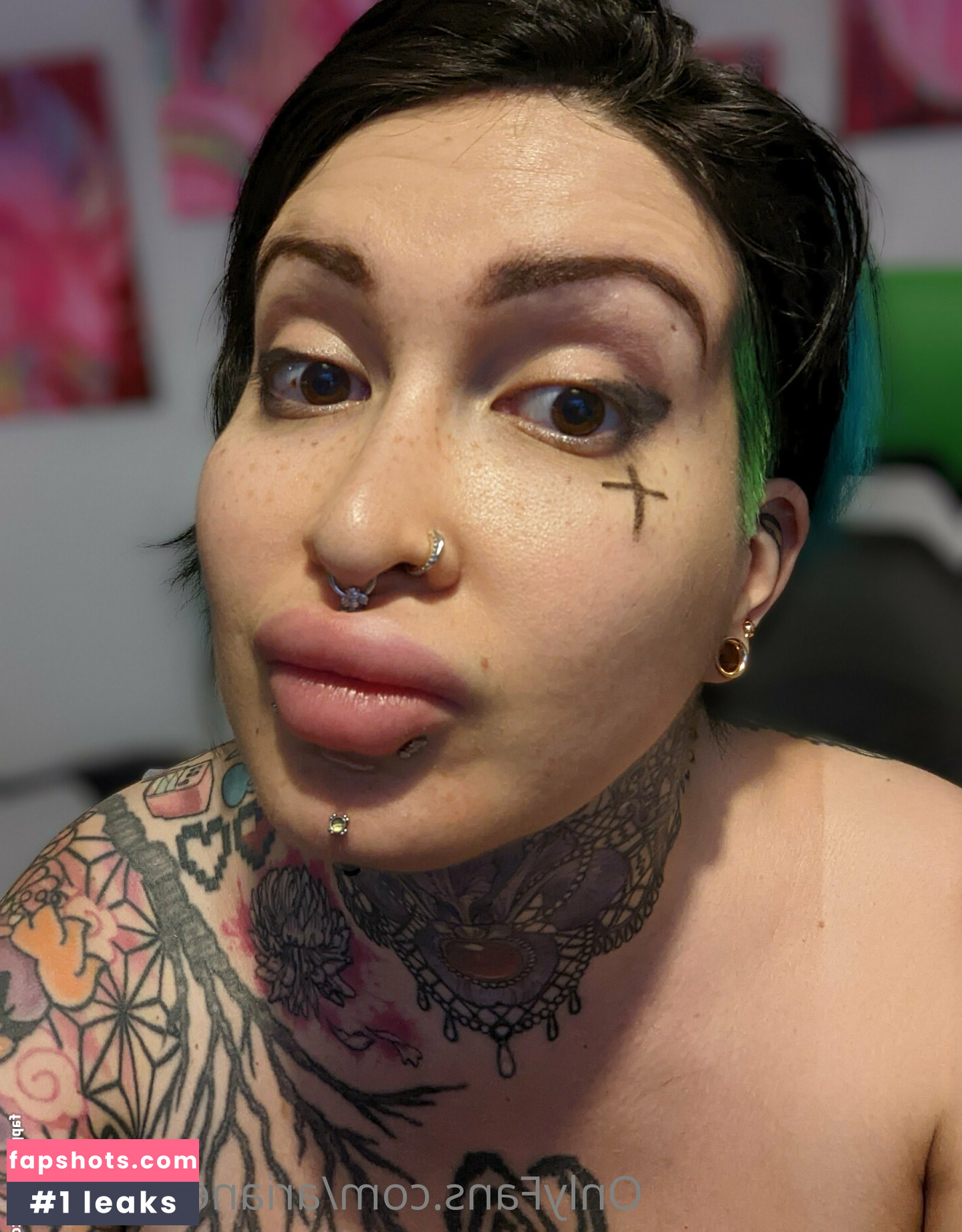 Ariane Saint Amour gallery photo #190