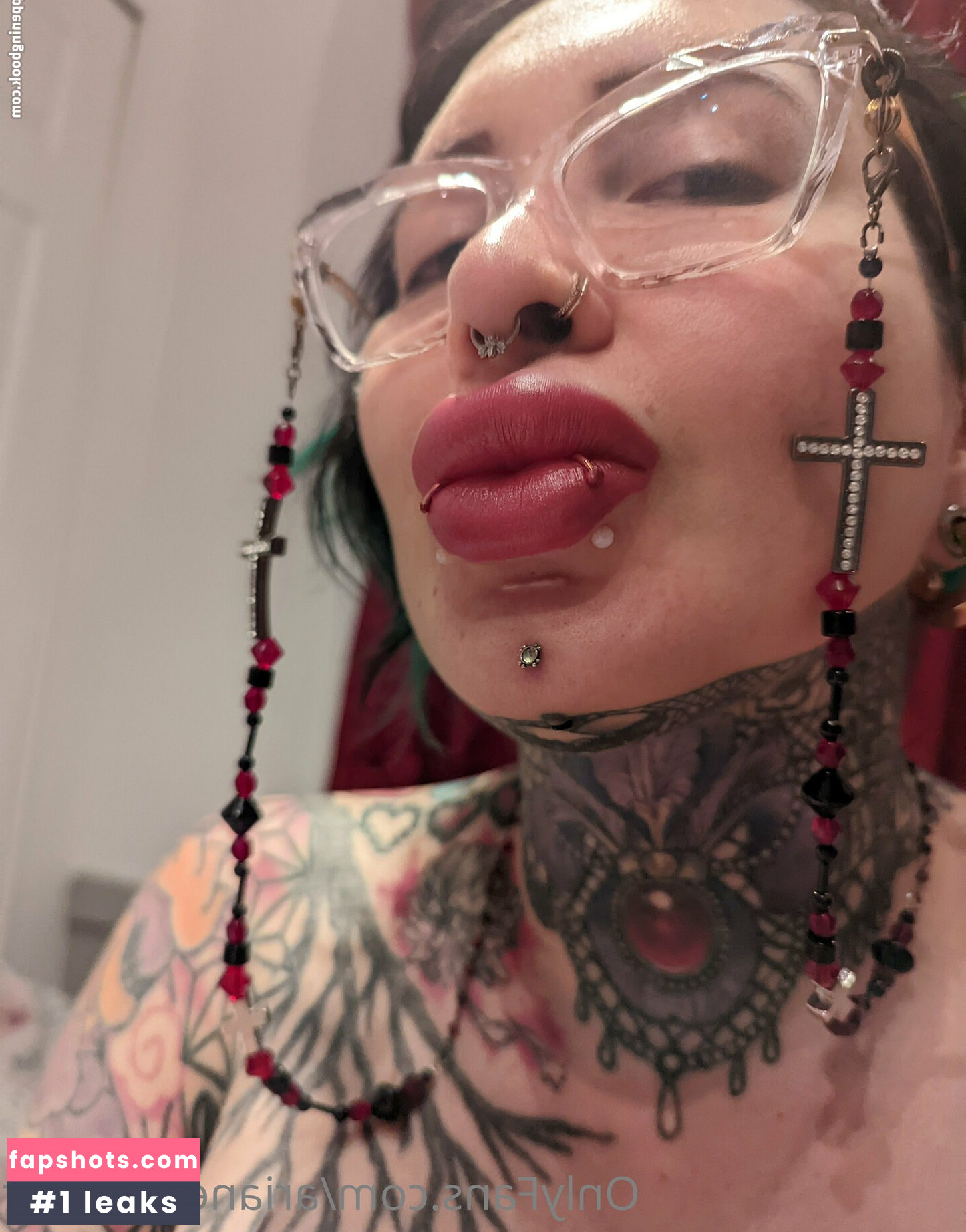 Ariane Saint Amour gallery photo #249