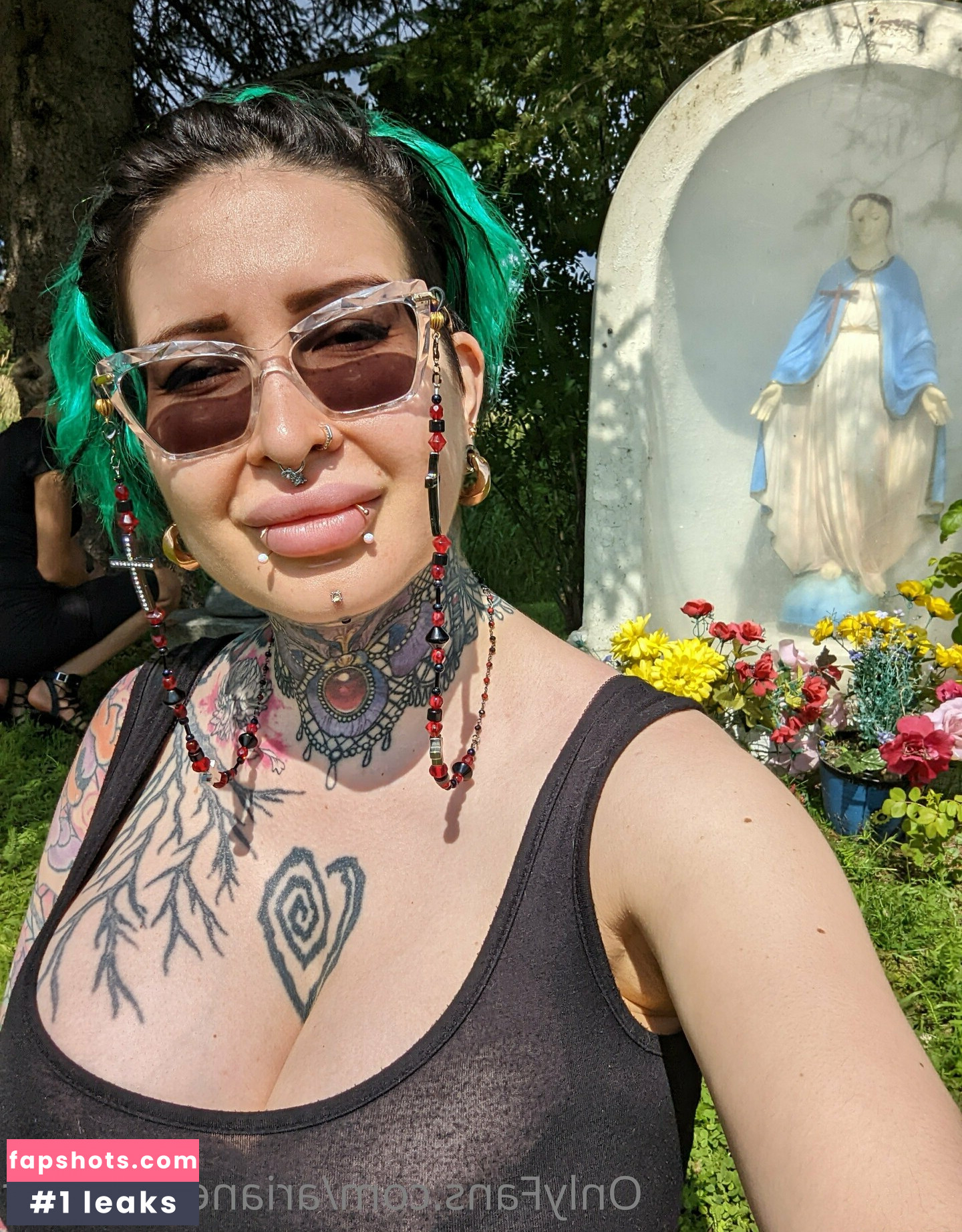 Ariane Saint Amour gallery photo #250