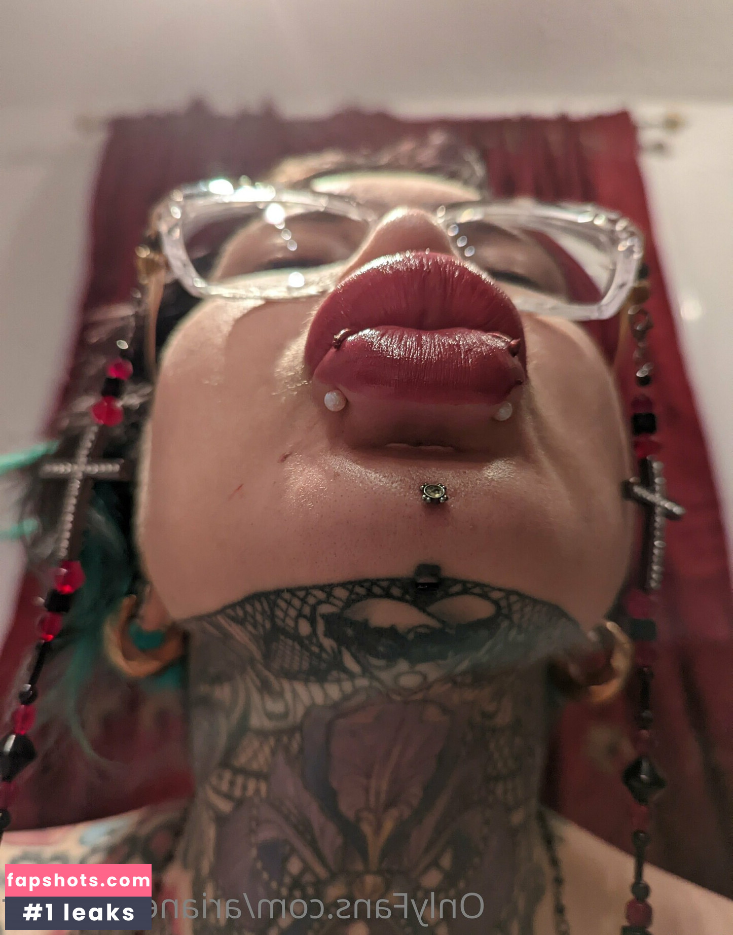 Ariane Saint Amour gallery photo #260