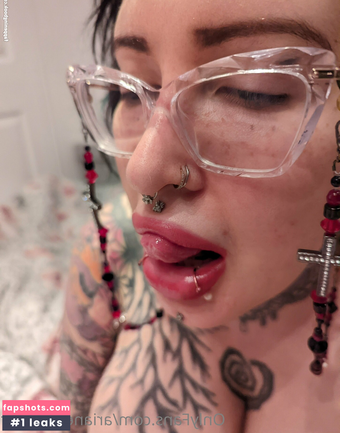 Ariane Saint Amour gallery photo #262