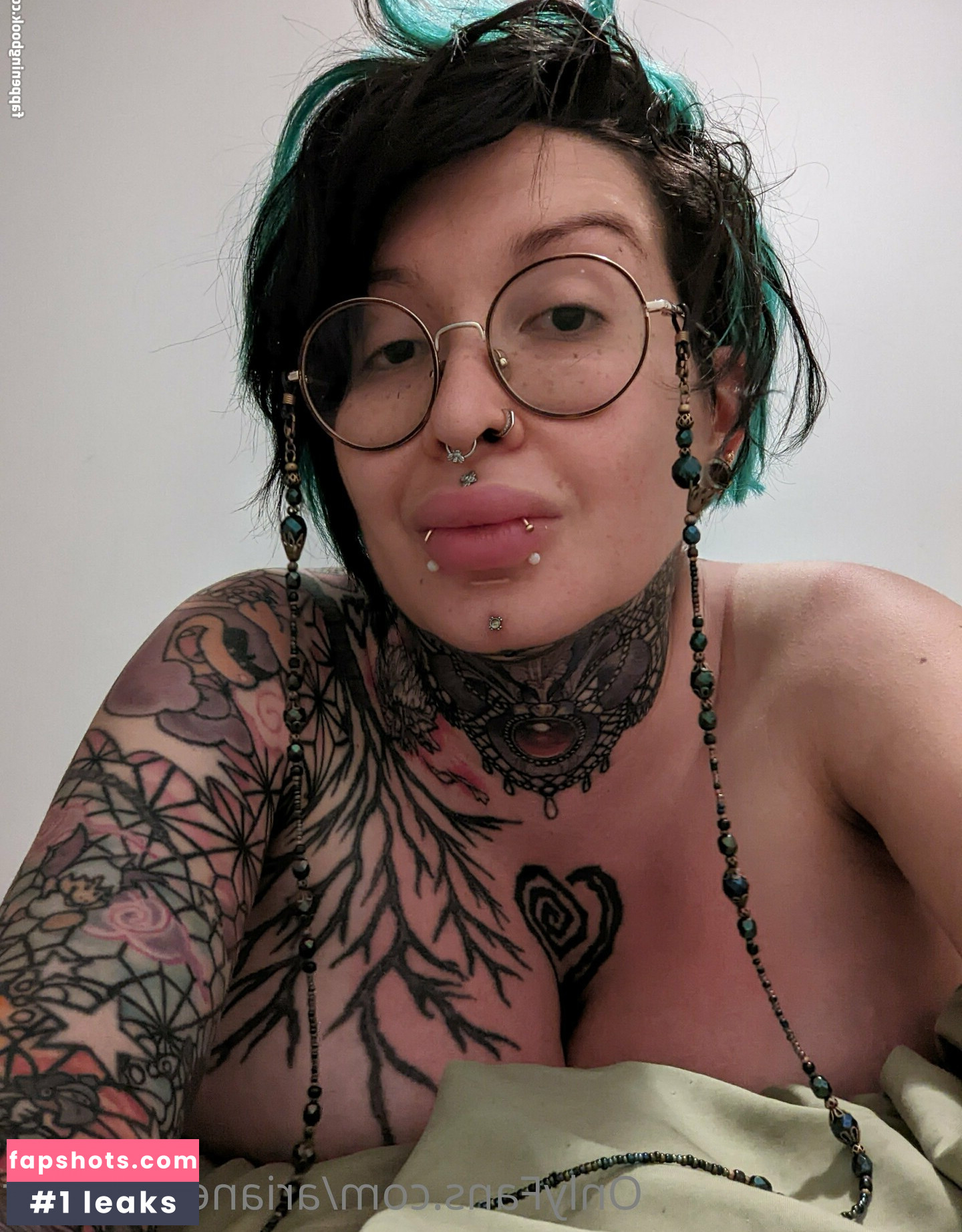 Ariane Saint Amour gallery photo #276