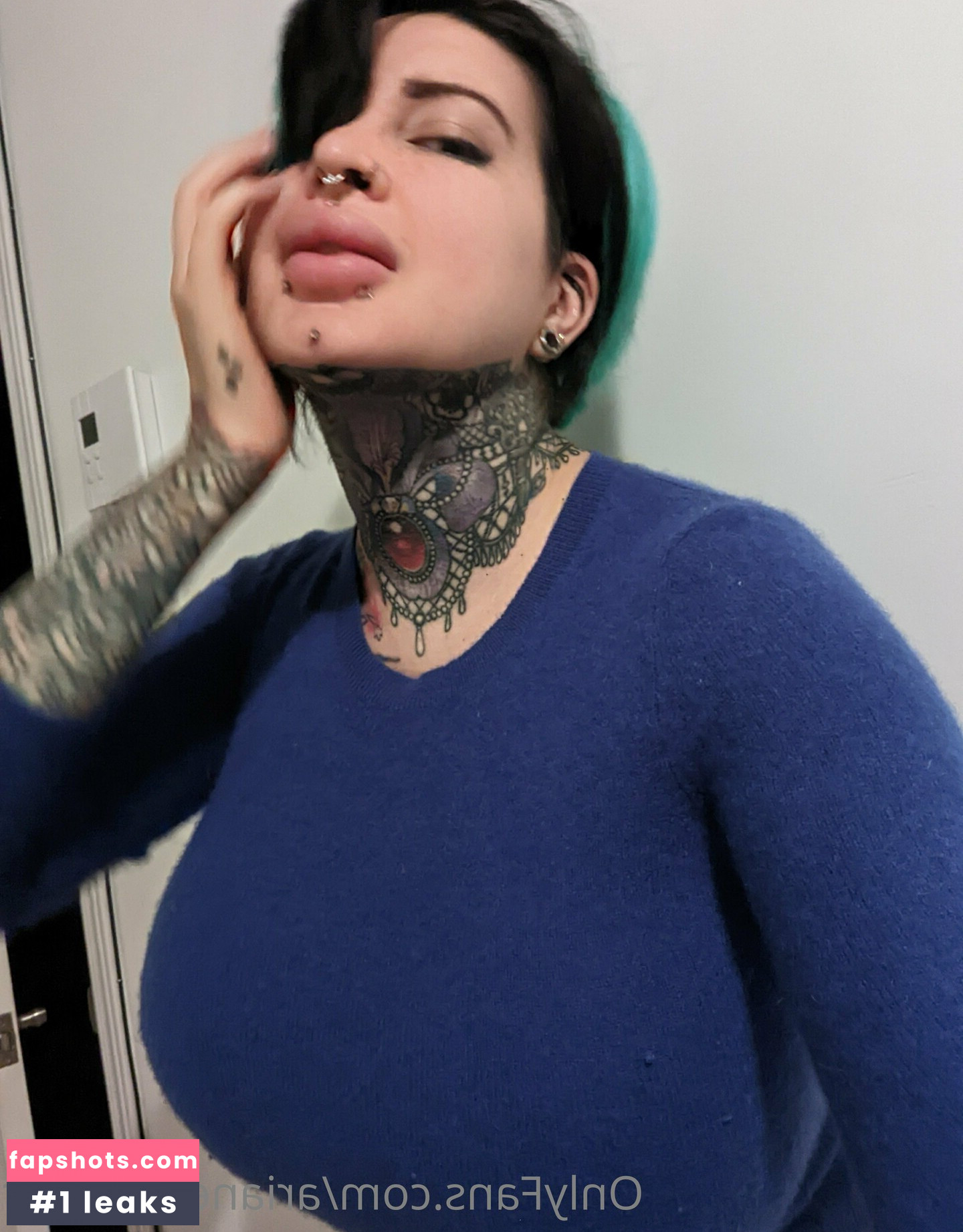 Ariane Saint Amour gallery photo #278