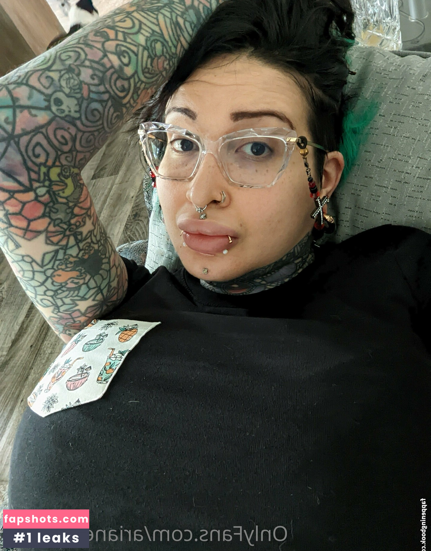 Ariane Saint Amour gallery photo #346