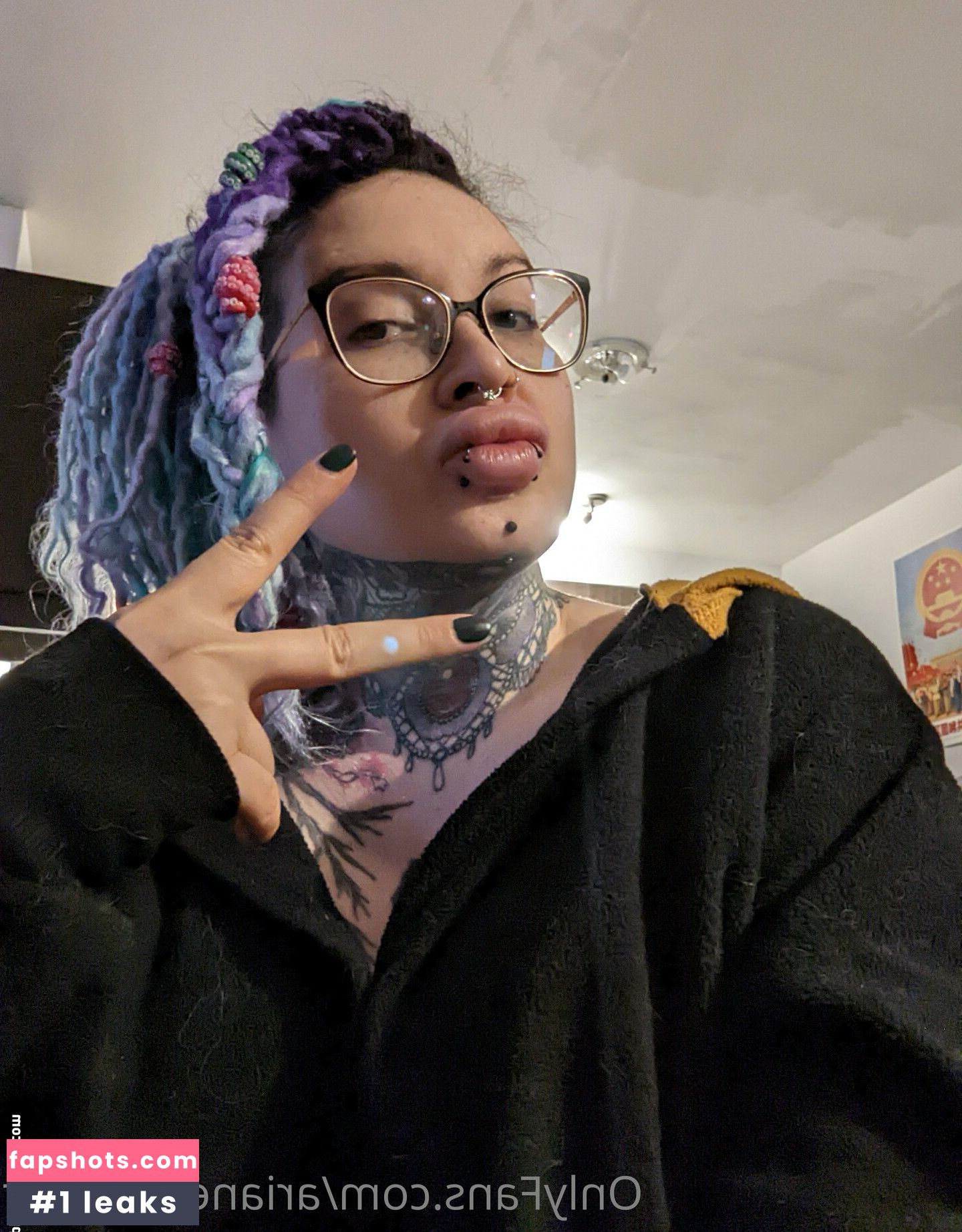 Ariane Saint Amour gallery photo #402