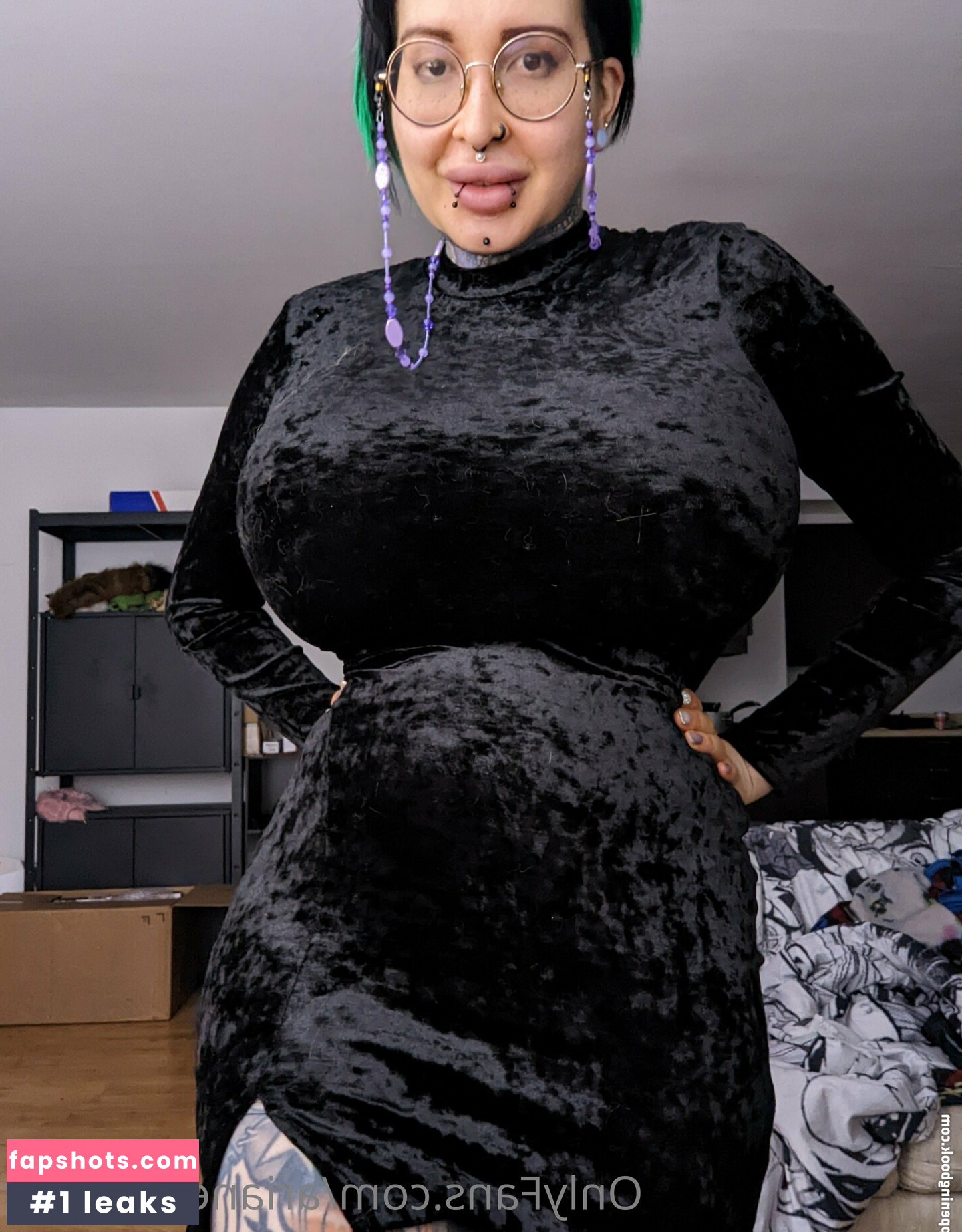 Ariane Saint Amour gallery photo #528