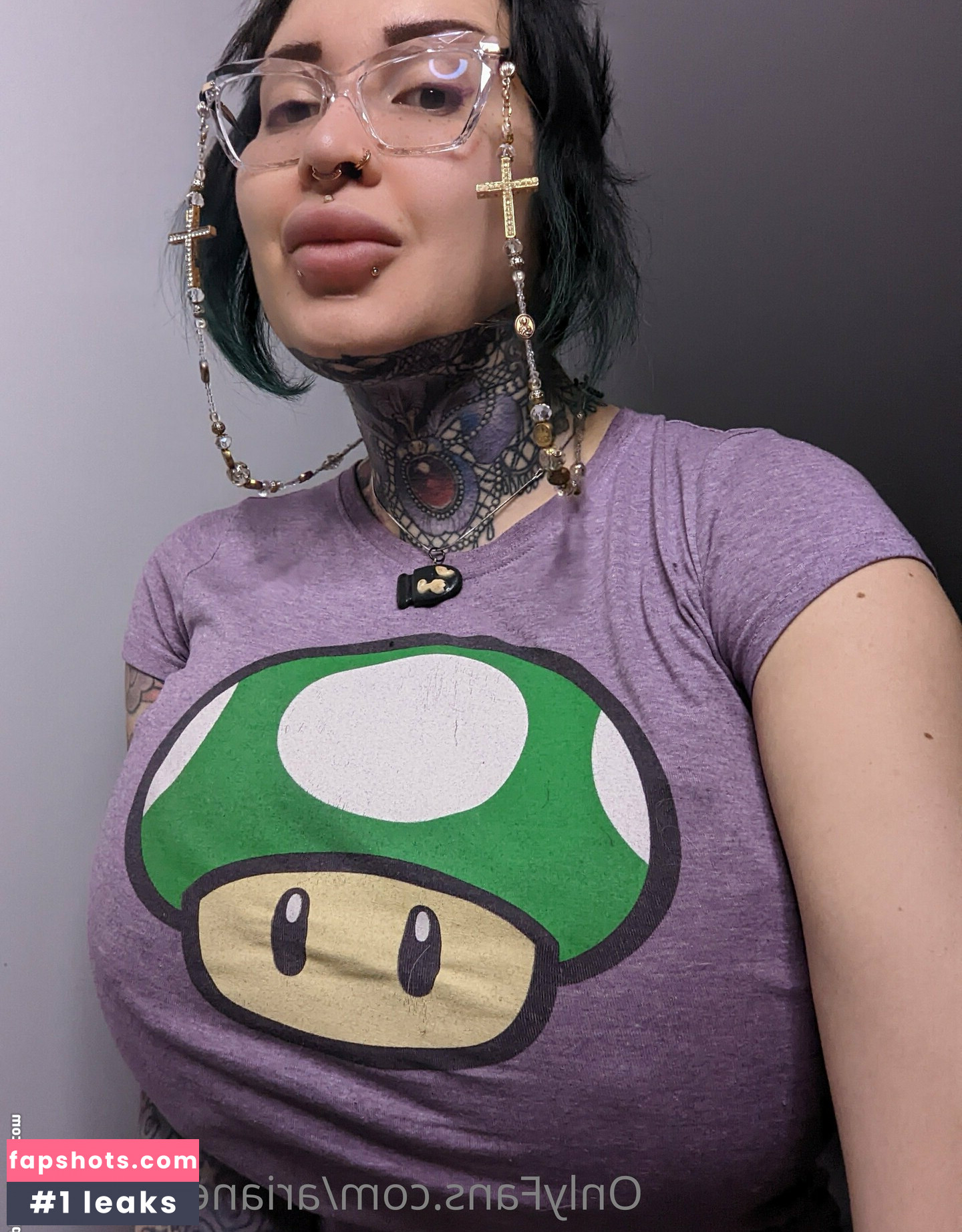 Ariane Saint Amour gallery photo #691