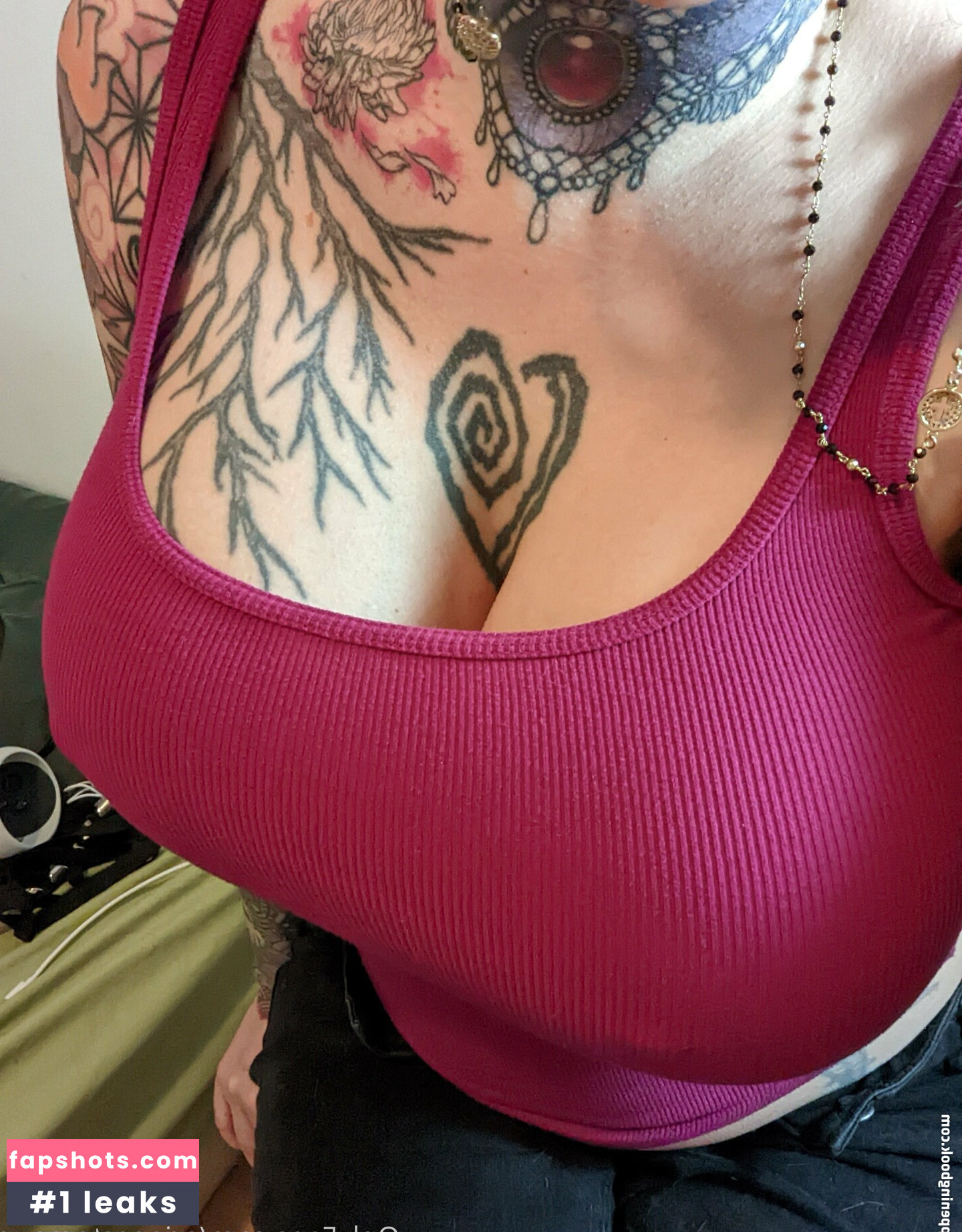 Ariane Saint Amour gallery photo #742