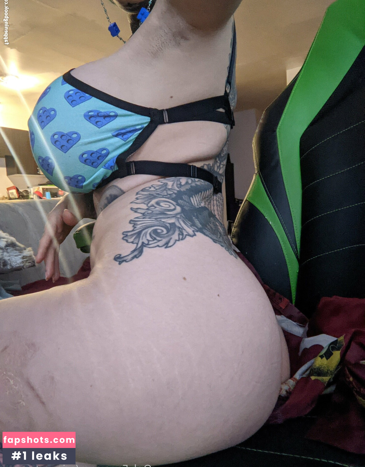 Ariane Saint Amour gallery photo #808