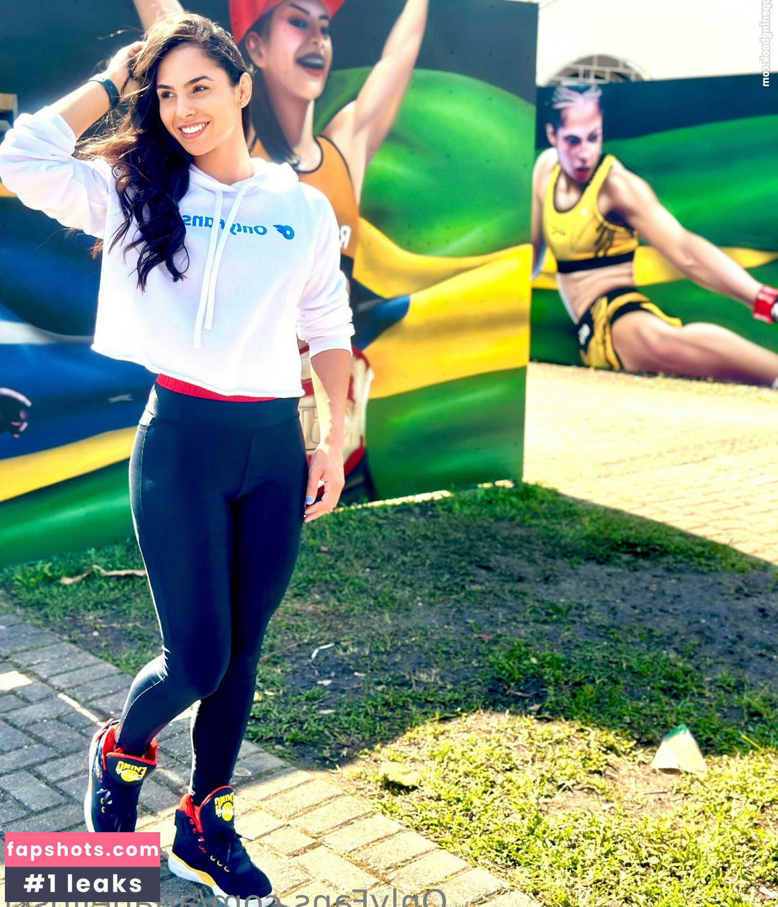 arianelipski gallery photo #4