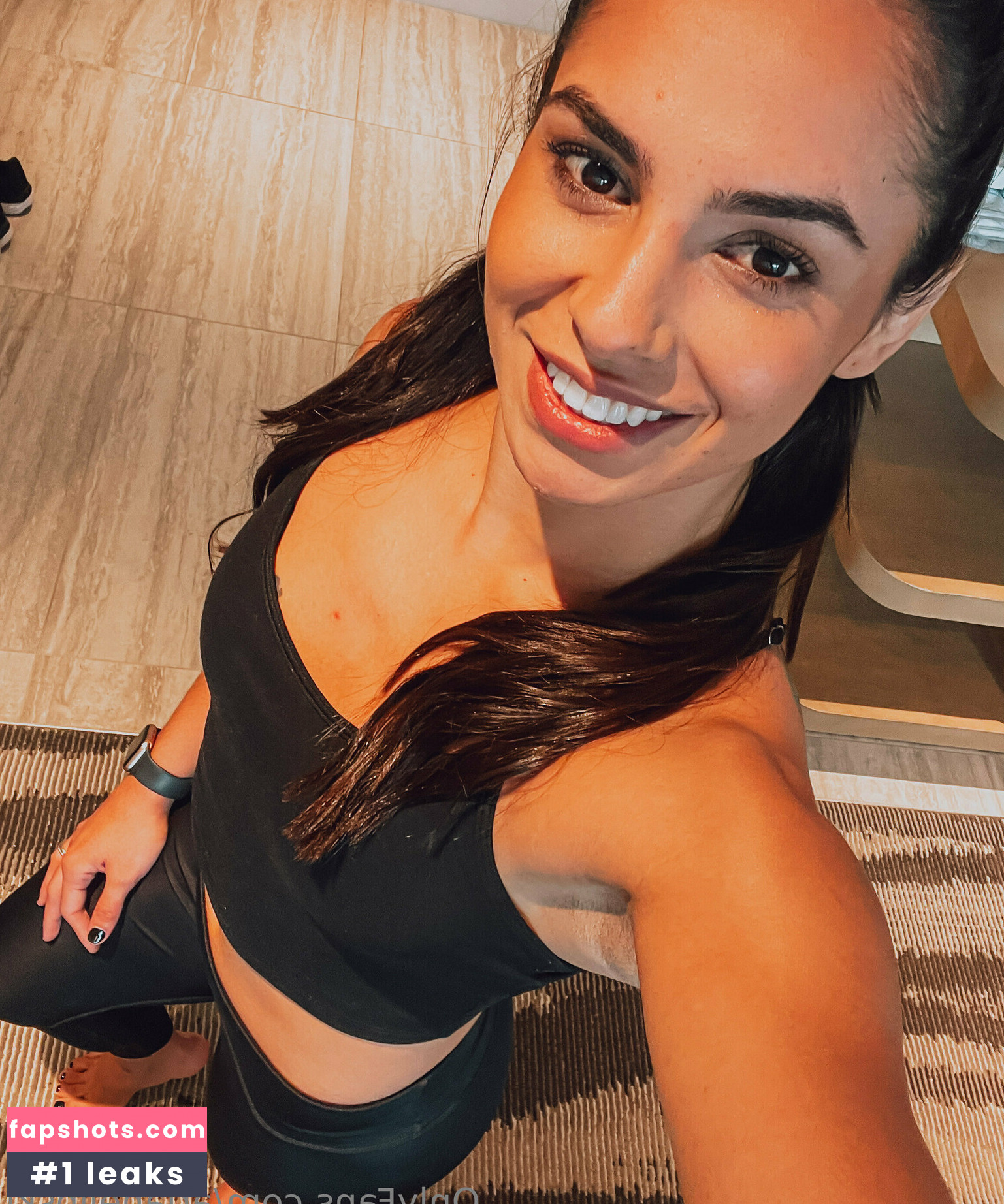 arianelipski gallery photo #5