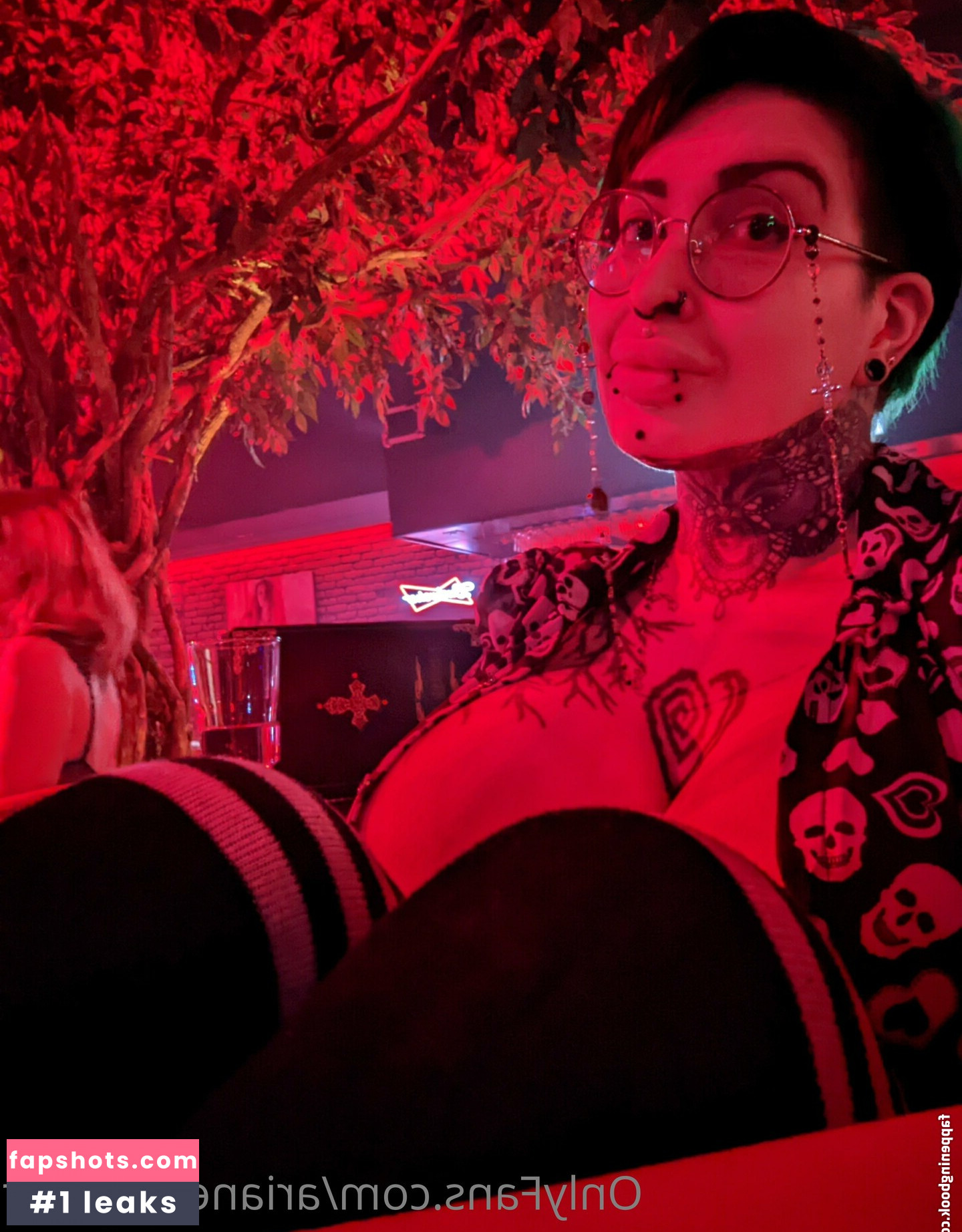 arianestamour gallery photo #28