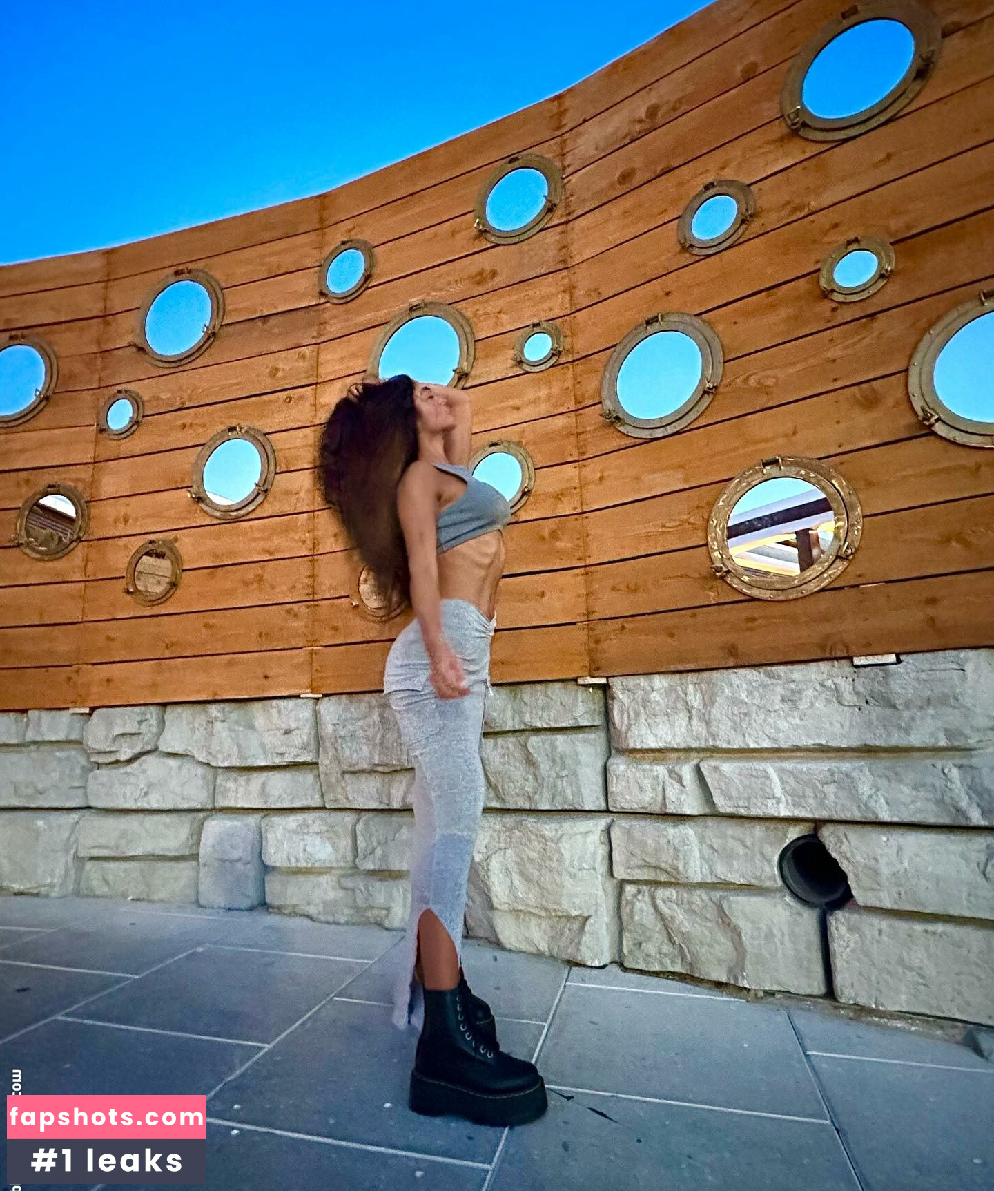 Arianny Negron gallery photo #14