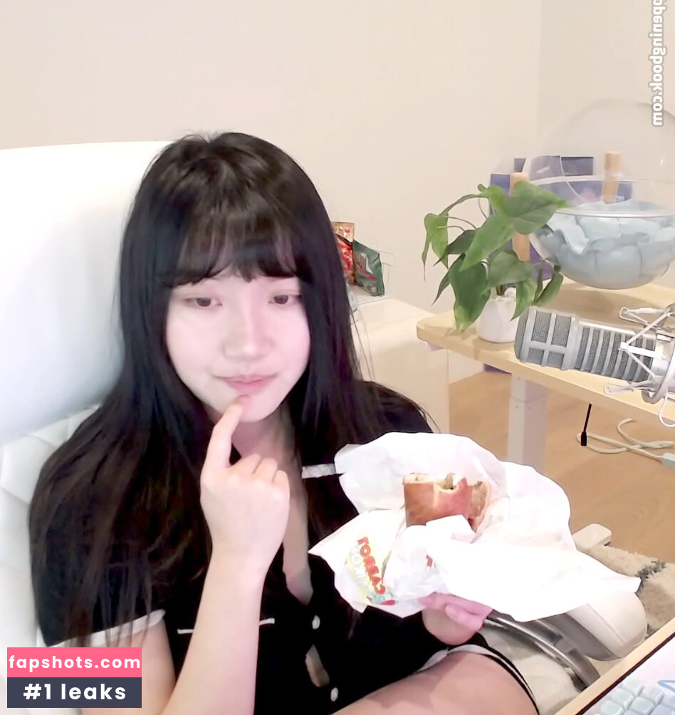 AriaSaki Nude Leaks OnlyFans Photos #170 - LeakJerk