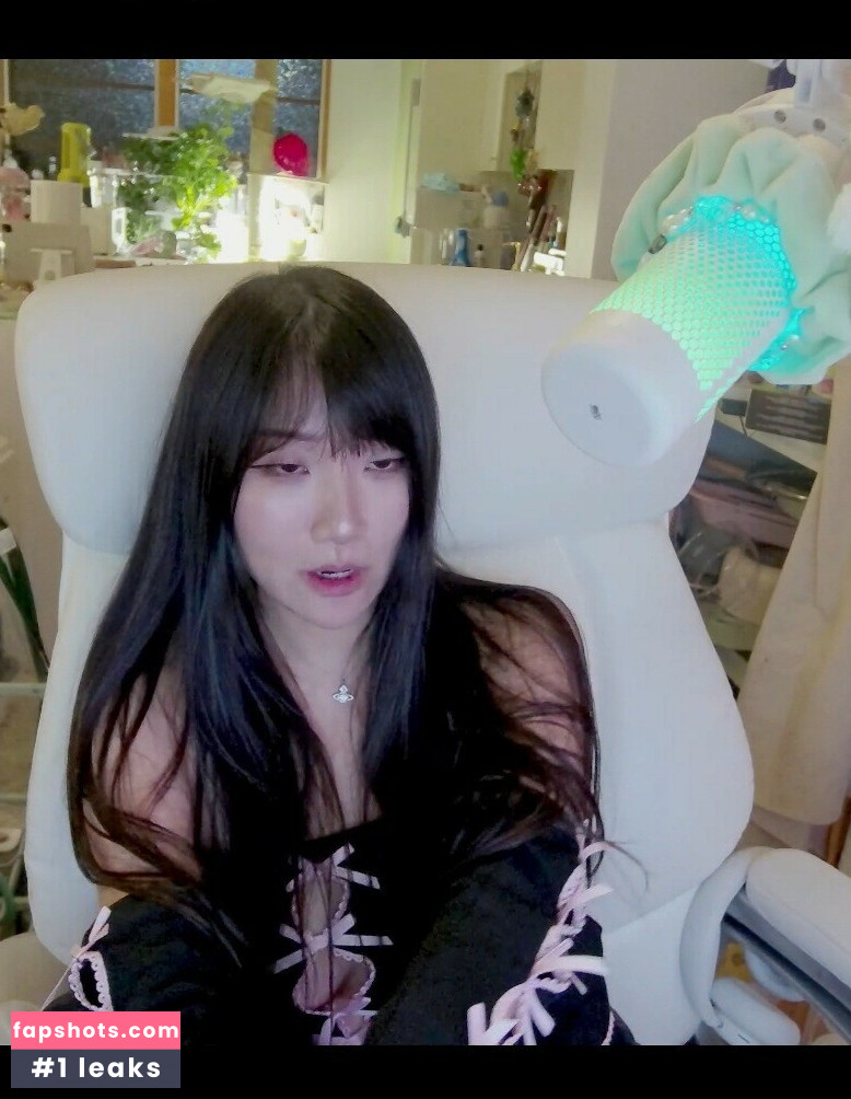 AriaSaki Nude Leaks OnlyFans Photos #3 - LeakJerk