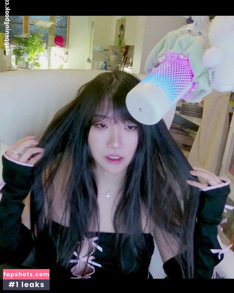 AriaSaki Nude Leaks OnlyFans Photos #4 - LeakJerk