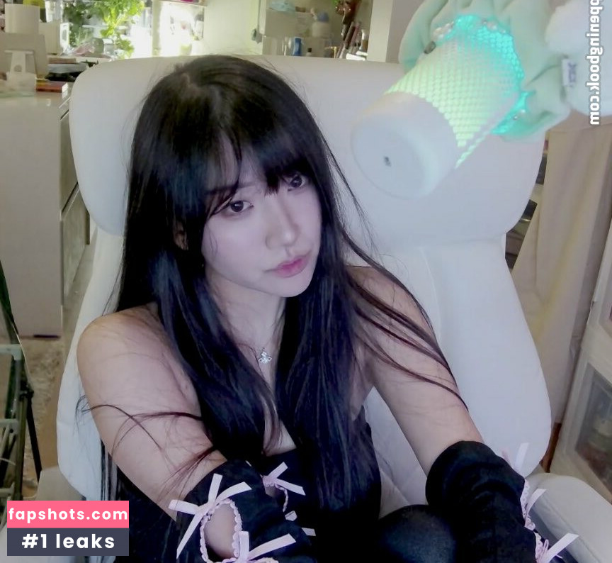 AriaSaki Nude Leaks OnlyFans Photos #6 - LeakJerk