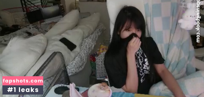 AriaSaki Nude Leaks OnlyFans Photos #73 - LeakJerk