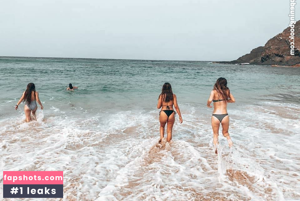 Ariel D gallery photo #2