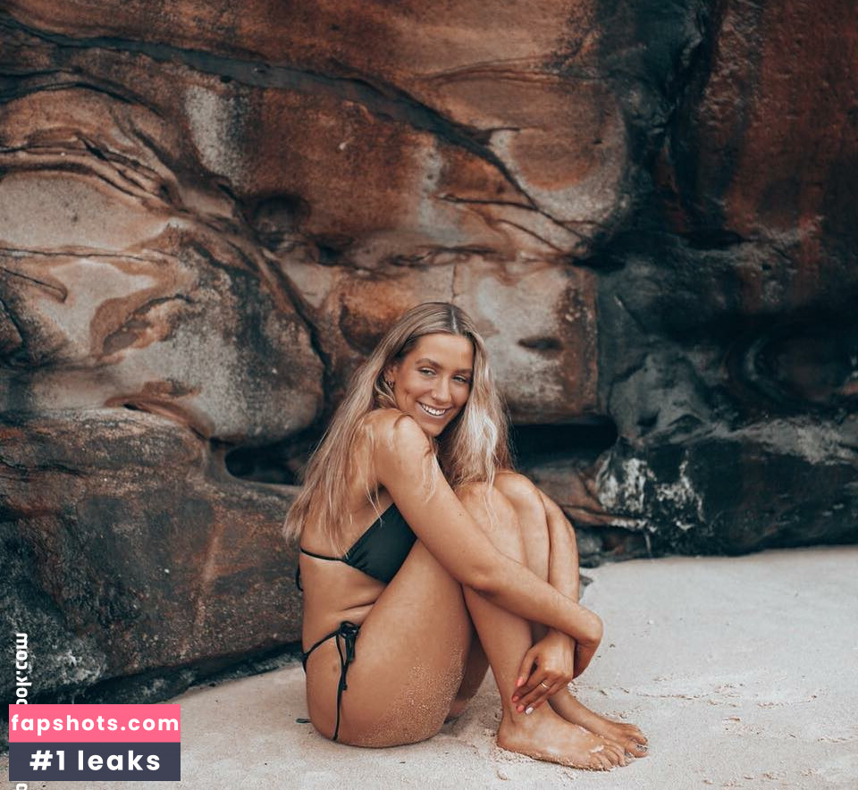 Ariel D gallery photo #4