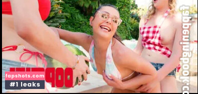 Ariel Demure gallery photo #206