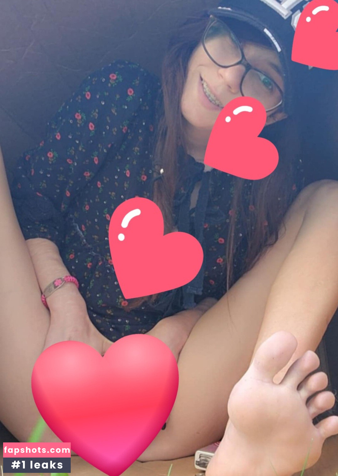 Ariel Harris gallery photo #14