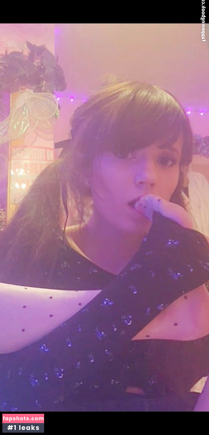 Ariel Harris gallery photo #4