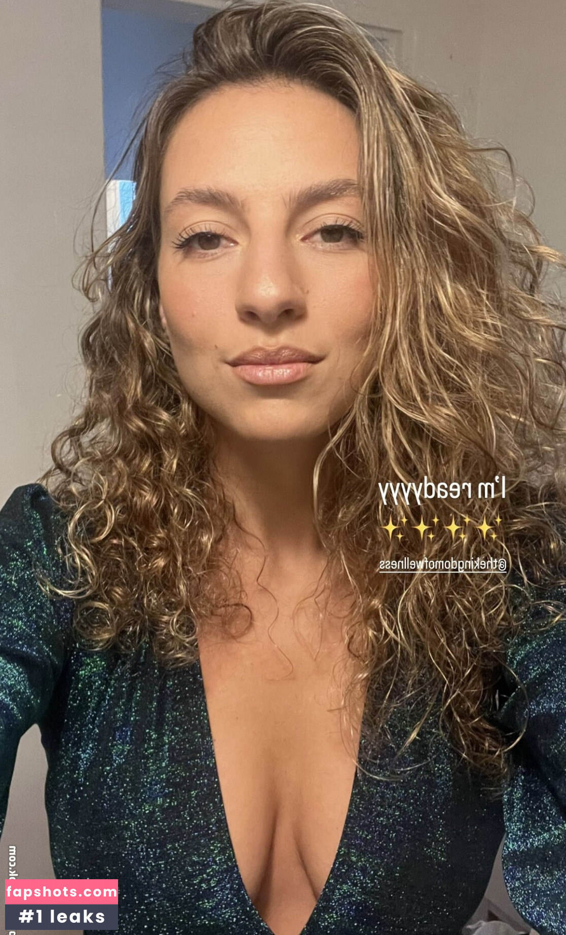 Ariel Kahana gallery photo #3