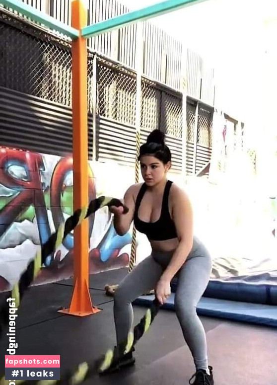 Ariel Winter Nahé úniky fotek pouze od fanoušků #123 - Fapshots